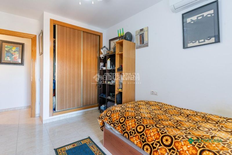 Foto 65494fac-4de5-48d5-9482-7417118fa2c6. Pis a El Puerto Roquetas de Mar