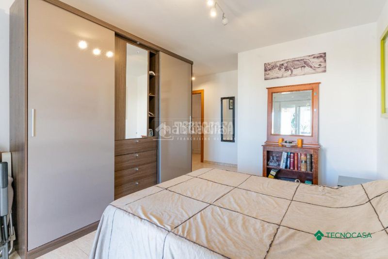 Foto aa6c2e2a-cf55-426d-8a04-aa142aec6c9b. Pis a El Puerto Roquetas de Mar