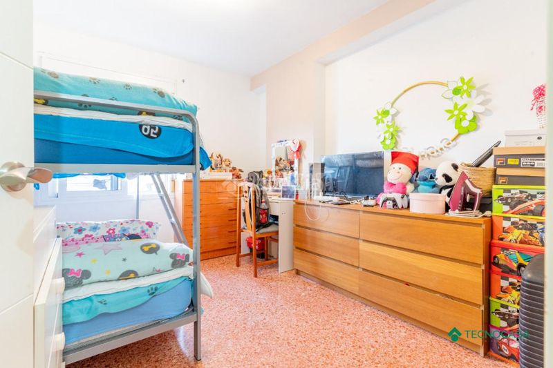 Foto b9e8c784-ada1-4b8e-81e3-085ba82e4c34. Pis a El Puerto Roquetas de Mar