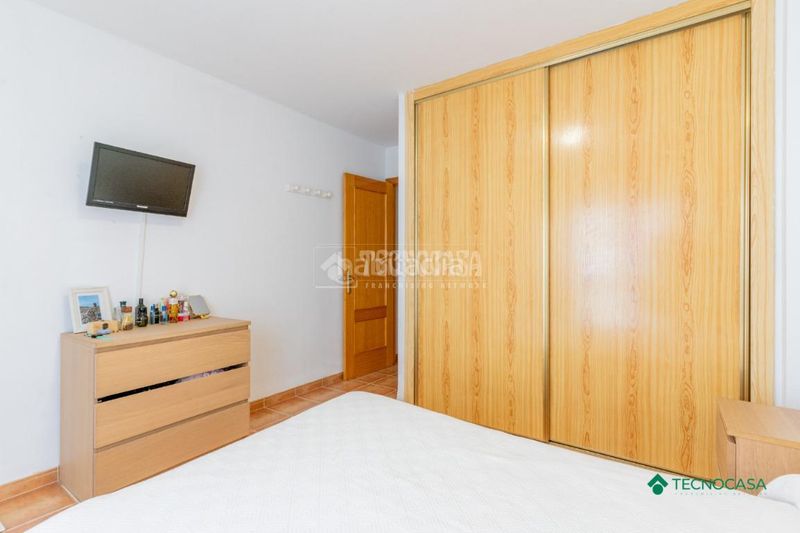 Foto e01e8666-2afb-4559-9fde-a844247e893f. Pis amb aparcament piscina a Aguadulce Sur Roquetas de Mar