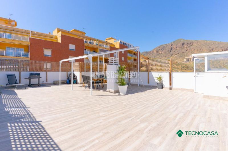 Foto fa887068-7e24-4473-9730-0acc78366e27. Pis amb aparcament a Aguadulce Norte Roquetas de Mar