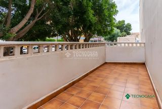 Casa aparellada a El Parador de las Hortichuelas. Casa en venta en roquetas de mar  aguadulce