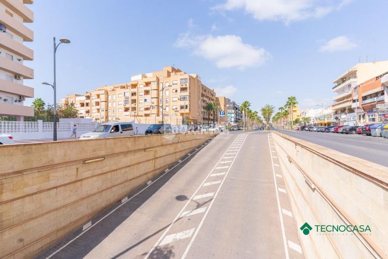 Foto 0d39d457-15f7-4fc1-8a45-116688b8dad0. Aparcament cotxe a Aguadulce Sur Roquetas de Mar