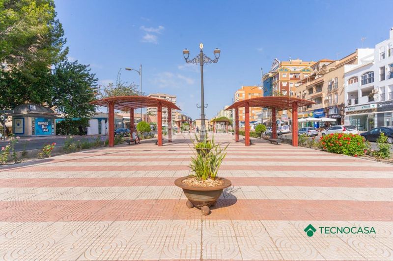 Foto 2d055887-31ab-49d1-9baf-f789f073c096. Aparcament cotxe a Aguadulce Sur Roquetas de Mar