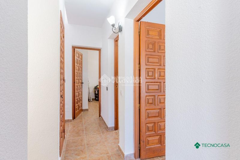Foto d1dac0c5-bb21-4996-b1b5-0bbb379913d1. Casa bifamiliare con parcheggio in Aguadulce Norte Roquetas de Mar
