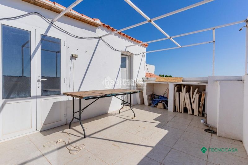 Foto f383fe98-e5f7-4a51-a470-a6fb2016db10. Casa bifamiliare con parcheggio in Aguadulce Norte Roquetas de Mar