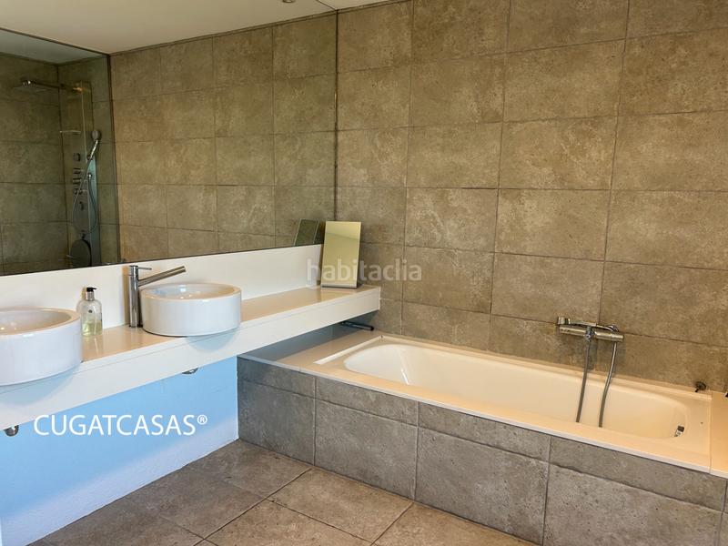 Foto 8afe25de-1588-4952-8993-452b8d92e65f. Chalet with fireplace heating parking in La Floresta Sant Cugat del Vallès