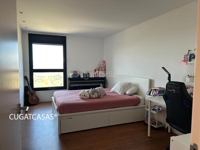 Foto ee9014ba-90df-44aa-ad01-e47bf2421af4. Chalet with fireplace heating parking in La Floresta Sant Cugat del Vallès