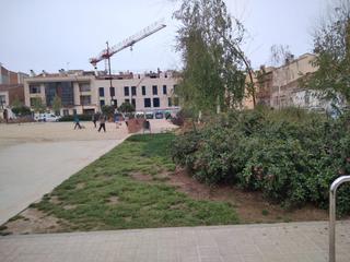 Terreny residencial a Creu Alta. Pza. lluis subirana detras hotel urpí solar con amplia fachada