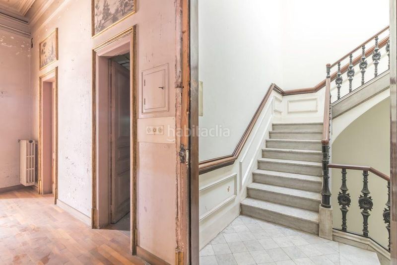 Foto abdbf058-69dd-48cf-84cd-32540c894125. Dúplex a Centre Sabadell