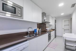 Pis a Centre. Piso seminuevo con inquilino junto plaza catalunya con parking!!