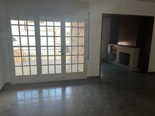 Appartement à Eixample. Haz realidad el hogar de tus sueños en la creu de barberà!