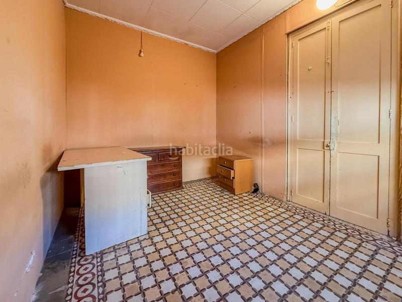 Foto ca1d62f0-6e7a-42d9-b51a-55c8126b77d7. Casa oportunidad de inversion en Creu Alta en Creu Alta Sabadell