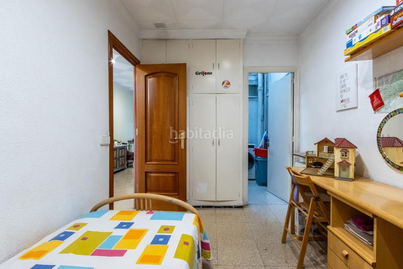 Foto e7838741-d56d-4539-8fd2-4f627756f7ef. Casa amplia casa con gran terraza, garage y local en Sabadell
