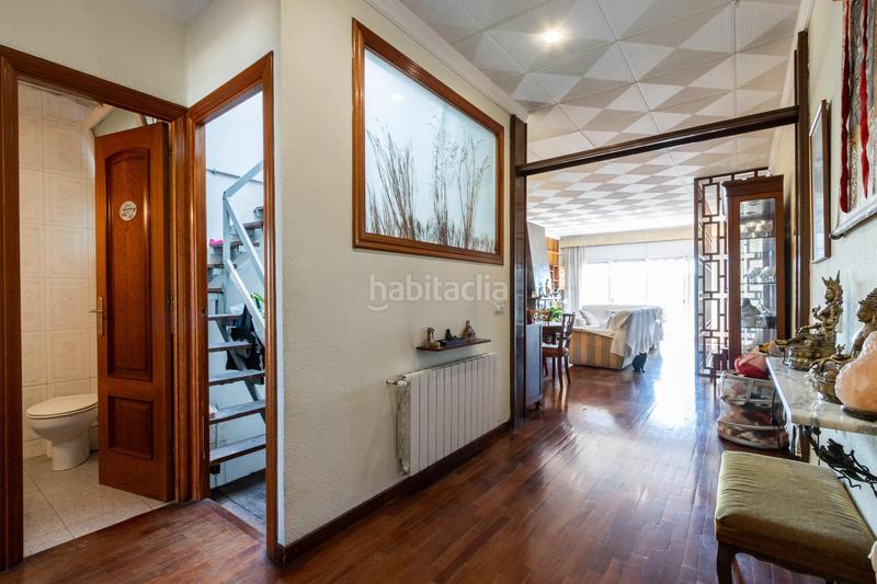 Foto f2628e35-a0ef-4479-8f17-72f5f26a39af. Casa amplia casa con gran terraza, garage y local en Sabadell