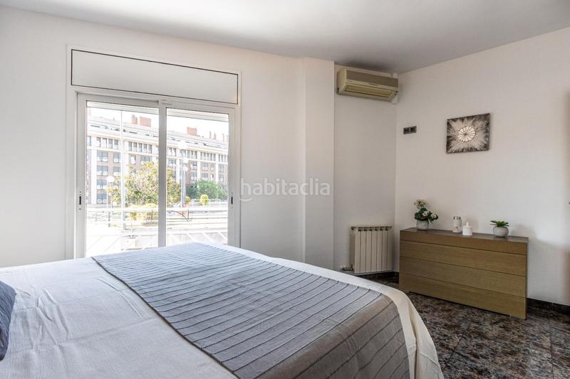 Foto 7535321d-fd24-415b-b35b-4b34e2dbf9c4. Dúplex maravilloso dúplex de 5 habitaciones y 2 terrazas junto al corte inglés en Sabadell