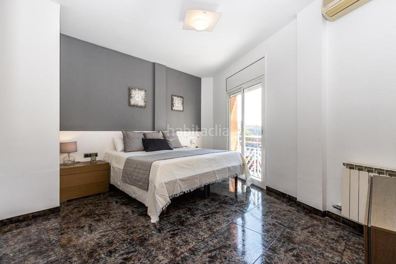 Foto cf077a22-50f8-4899-95d7-4204e4c92d26. Dúplex maravilloso dúplex de 5 habitaciones y 2 terrazas junto al corte inglés en Sabadell