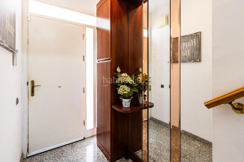Foto e3c1bf87-7c67-4838-aaeb-77f939d742f4. Dúplex maravilloso dúplex de 5 habitaciones y 2 terrazas junto al corte inglés en Sabadell