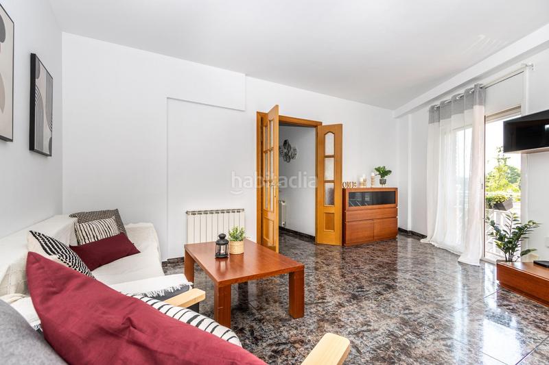 Foto f6c4460f-2f97-48cf-9706-bef3dd43950d. Dúplex maravilloso dúplex de 5 habitaciones y 2 terrazas junto al corte inglés en Sabadell