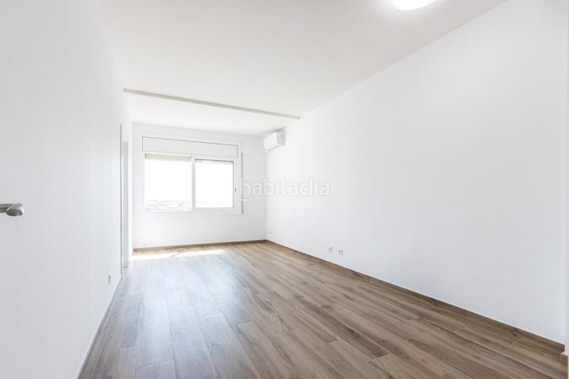 Foto 5e1d18e3-2e86-4289-b0ca-7635e2fe133d. Piso  luminoso en la Creu Alta en Creu Alta Sabadell
