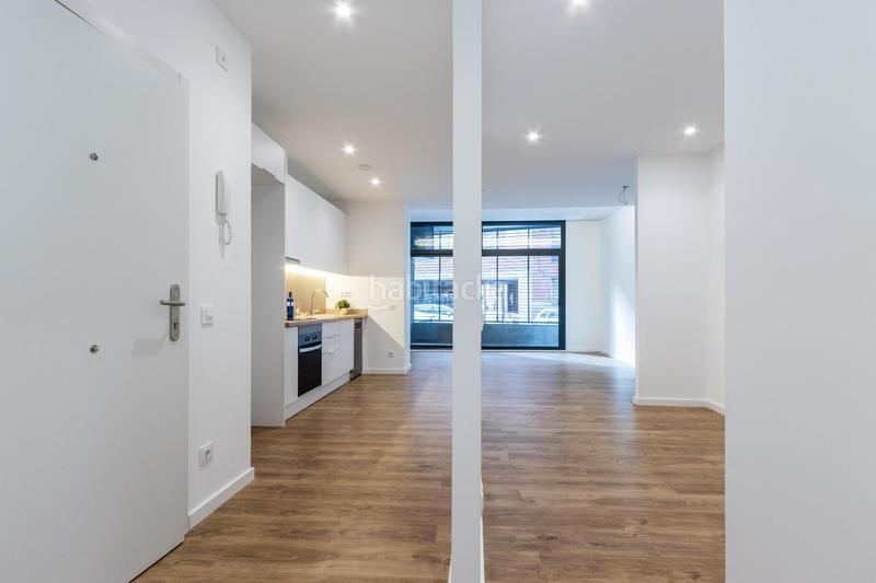 Foto a39f7609-353e-4c13-8807-39a5d0e93c40. Planta baja apartamento en planta baja tipo loft, en el Eixample en Sabadell