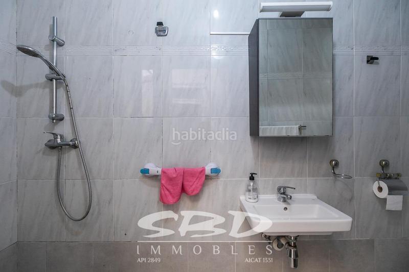 Foto 59ec9a81-9083-4775-a8e5-730844a1b1a0. Casa in Centre Sabadell