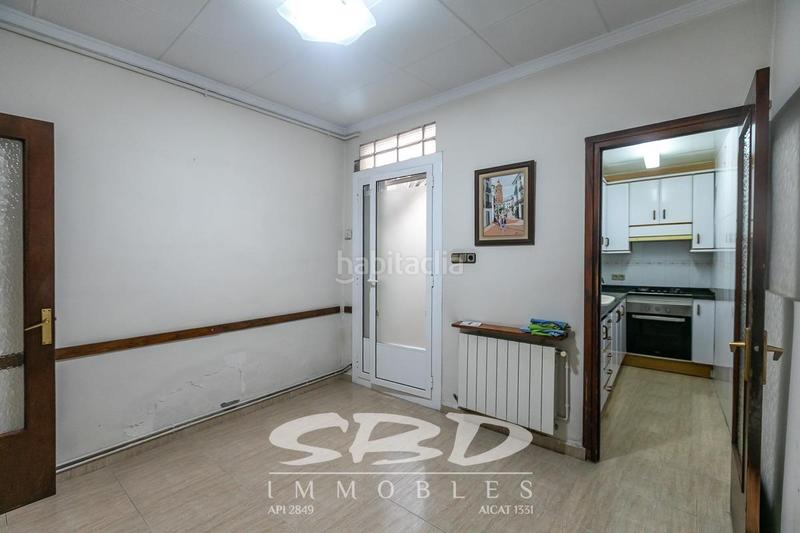 Foto 5b88bc58-fcbb-4d93-b1ee-1ac9a665b2be. Casa in Centre Sabadell