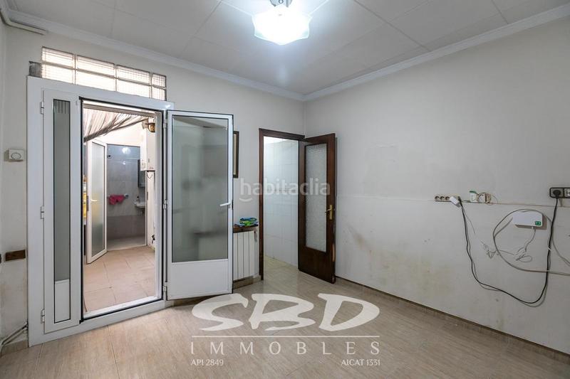 Foto 8a19c86e-9bf4-43f3-b550-e33626db48ef. Casa in Centre Sabadell