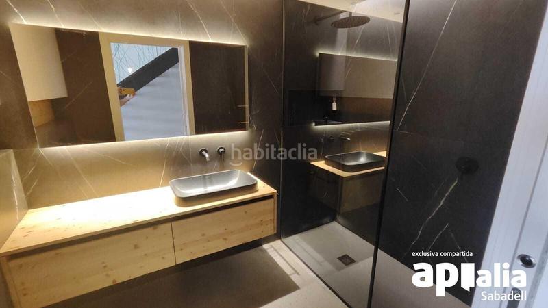 Foto 63e8e157-1583-4346-b135-69ab1c1968ec. Casa amb calefacció piscina a Gràcia Sabadell