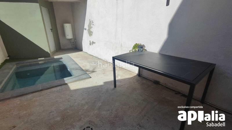 Foto 74d7affb-a41c-492b-b13d-e58feb002292. Casa amb calefacció piscina a Gràcia Sabadell