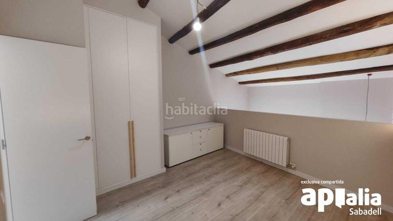 Foto d85e5000-ba33-4bad-9d9d-2f0eb34ae882. Casa amb calefacció piscina a Gràcia Sabadell