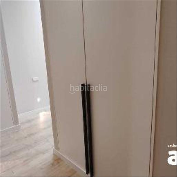 Foto eba26314-a18d-4e75-aee1-eaf94c269475. Casa amb calefacció piscina a Gràcia Sabadell