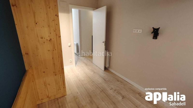Foto ecb6ca57-cd67-4067-ae6c-384eb0a483f1. Casa amb calefacció piscina a Gràcia Sabadell