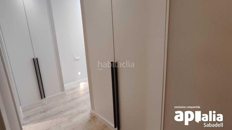 Foto f0a1506c-3863-411c-badf-517095702fab. Casa amb calefacció piscina a Gràcia Sabadell