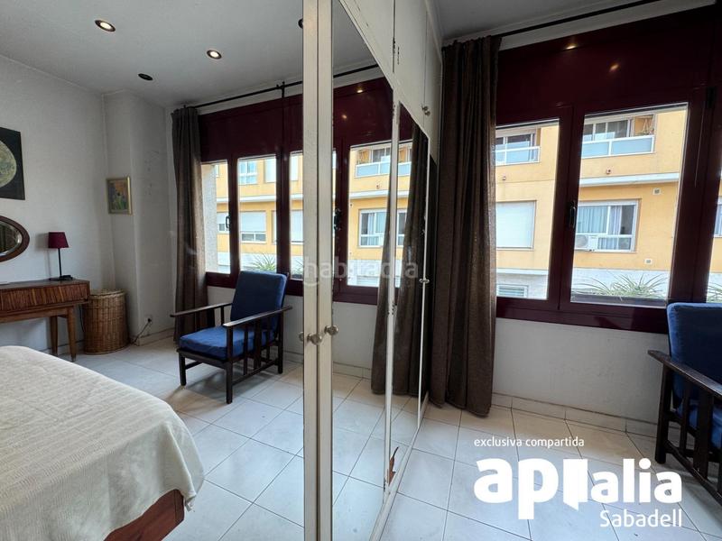 Foto 23e9697d-e049-4844-8210-b25283edccb8. Casa a schiera con riscaldamento in Gràcia Sabadell