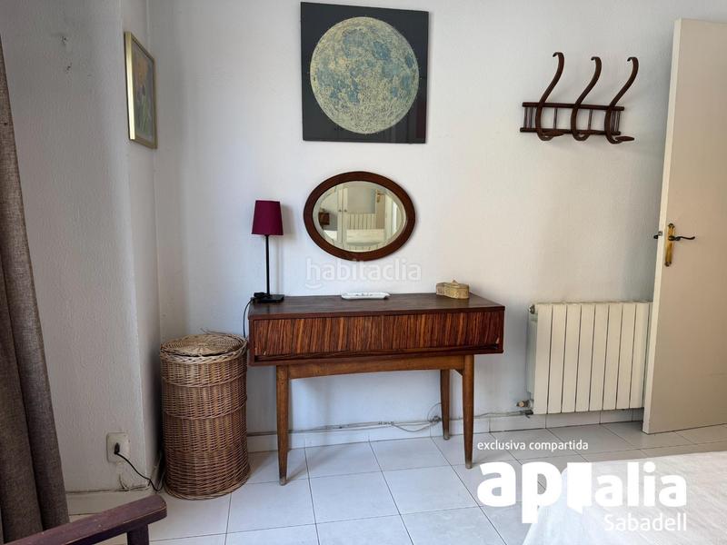 Foto 3208bd86-ba28-4895-a916-c6912841c65b. Casa a schiera con riscaldamento in Gràcia Sabadell