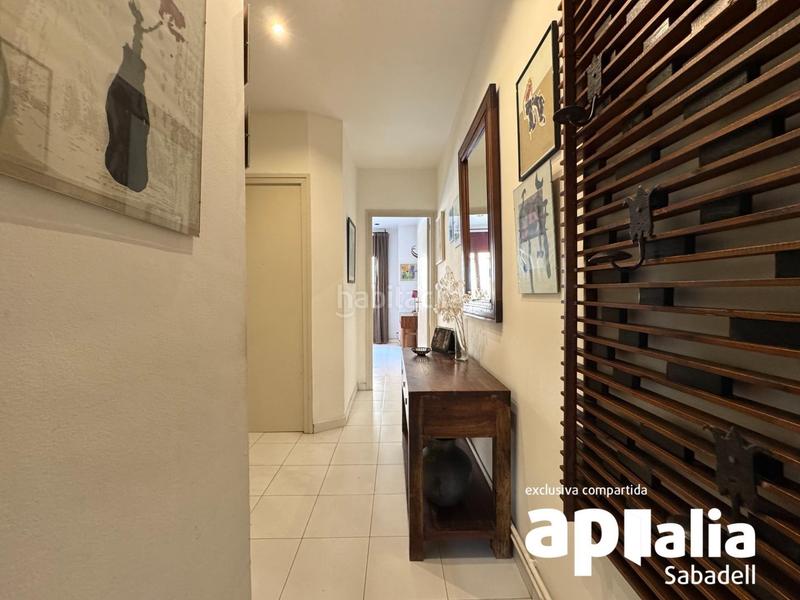 Foto addc71d8-3a24-43af-9c78-9174f313c43f. Casa a schiera con riscaldamento in Gràcia Sabadell