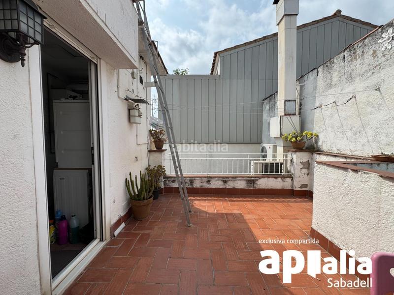 Foto bb4c4600-3633-4a02-b9f2-f7134cd4463e. Casa a schiera con riscaldamento in Gràcia Sabadell