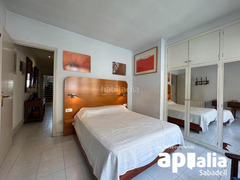 Foto d2e35625-e940-47fd-9e29-92e6586d1c22. Casa a schiera con riscaldamento in Gràcia Sabadell