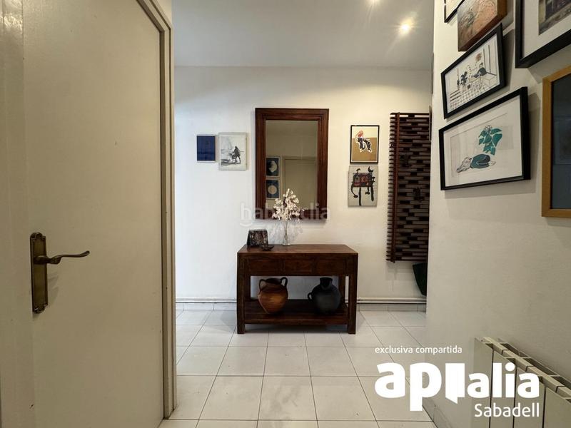 Foto f4e17e75-89ef-4a49-8739-44729d86f10e. Casa a schiera con riscaldamento in Gràcia Sabadell