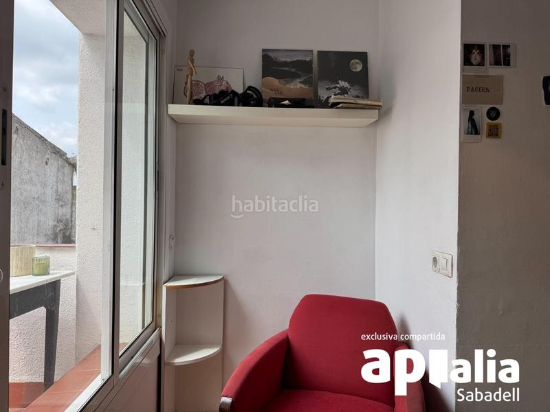 Foto f53f4259-41e4-4c89-b9ee-6a026e2f210a. Casa a schiera con riscaldamento in Gràcia Sabadell