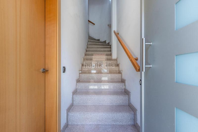 Foto b02c0d4c-0db2-408d-bb8f-fd7504ee6153. Semi detached house with heating parking in La Romànica Barberà del Vallès