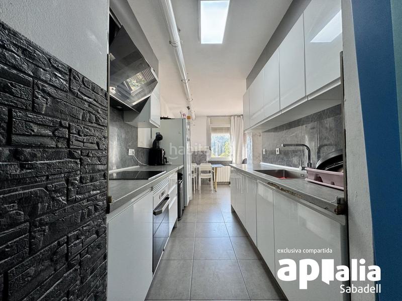 Foto 1f312cf6-ecd2-4cc4-a60a-863ba336ed37. Appartement avec parking dans Can Puiggener Sabadell