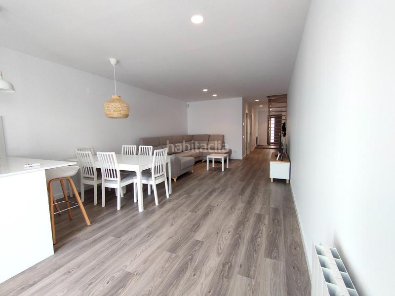 Foto 43994aa0-dabb-4ced-8704-959e23152194. Casa espectacular casa reformada de 5 habitaciones en serra camaro hostafrancs en Sabadell