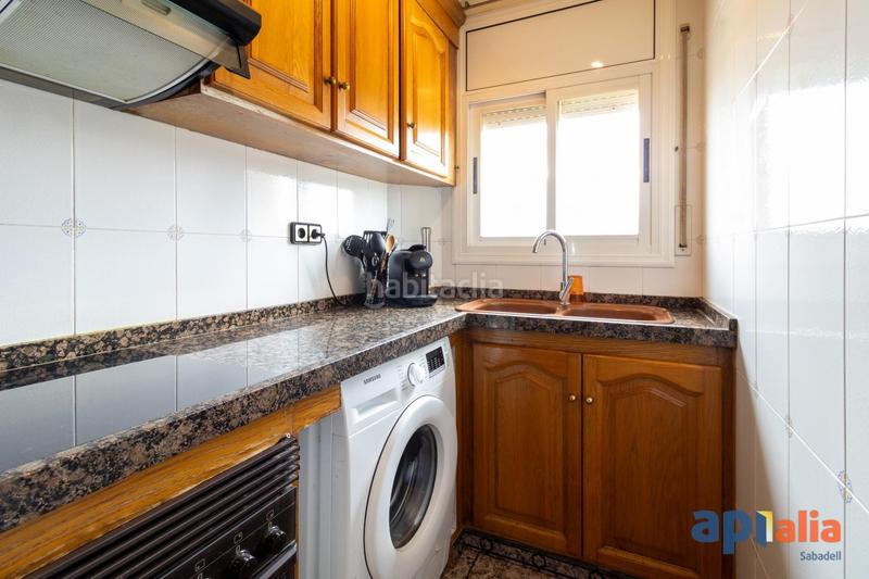 Foto 5b927ed1-68d0-443d-ab42-6bd1c7ad695c. Etagenwohnung mit heizung in Torre-romeu Sabadell