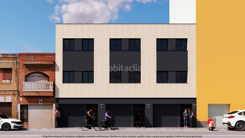 Foto 36ee3337-b839-497f-b697-de511b8bb275. Haus mit heizung parking in Gràcia Sabadell