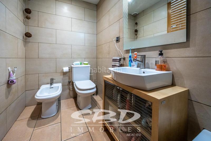 Foto 3d676bf4-36a7-44fa-909f-4e8222e0d9e7. Pis amb calefacció a Campoamor Sabadell