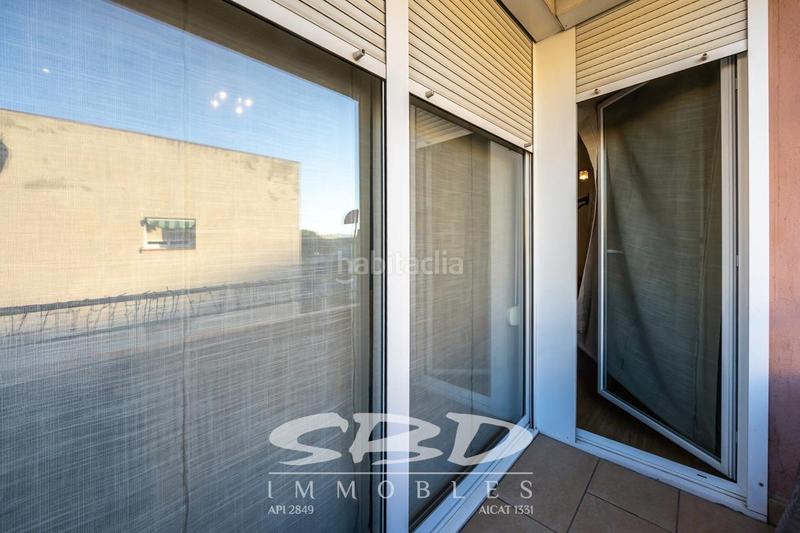 Foto e7e79ede-d9ac-4576-b3df-00f8aa4556d6. Pis amb calefacció a Campoamor Sabadell