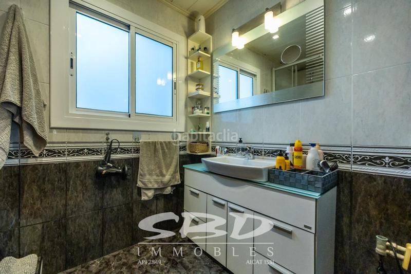 Foto f4c0dcf8-94ba-41fd-a3ca-98738fe9673d. Pis amb calefacció a Campoamor Sabadell