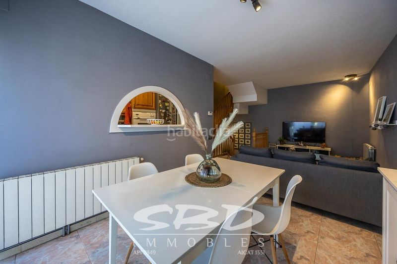 Foto 082e5cc3-415d-469b-930f-8aa96bd01d59. Casa amb aparcament a Serra d'en Camaró Sabadell